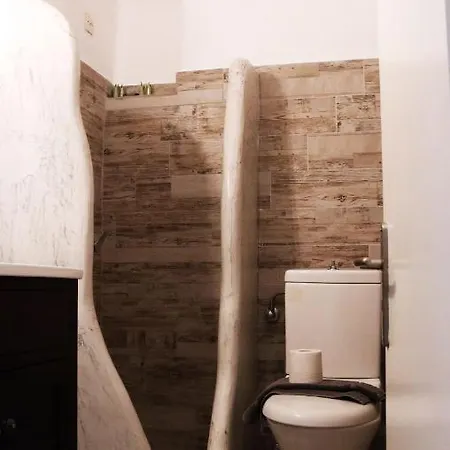 Pension Ilias - Chora Aparthotel