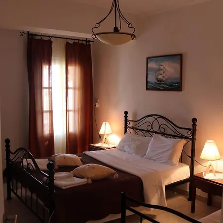 Pension Ilias - Chora *